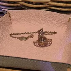 Item thumbnail for item 4f41b5ae-dee5-4366-8a07-2d9db1a76c0e