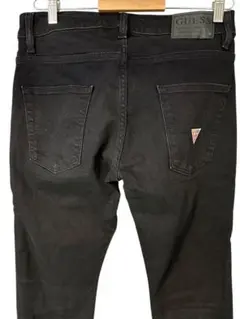 596 GUESS ブラックデニム スリムフィット