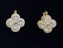 さ*ら様 高品質 モアサナイト シンプル クローバー ピアス