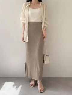 【mystic】ベージュ スリット タイトスカート ロングシンプル フリーサイズのサムネイル