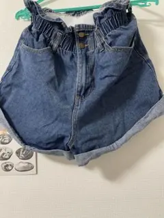 FOREVER21 デニムショートパンツ