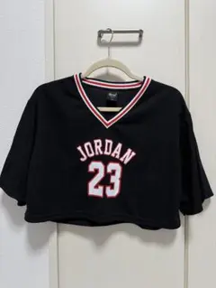 ユニフォーム風クロップドTシャツ