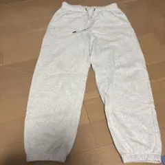 ホワイトスウェットパンツ