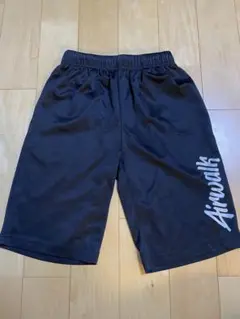 黒のハーフパンツ 160cm