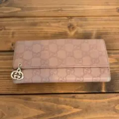 GUCCI グッチ GGパターン シマ レザー 長財布 ピンク