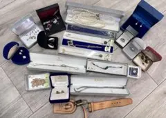 Item thumbnail for item 90f6bc0a-14c4-43e3-998e-7e1f1a0be951