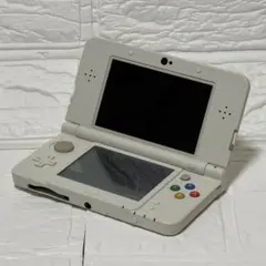Newニンテンドー3DS ホワイト 本体 初期化済 タッチペン付