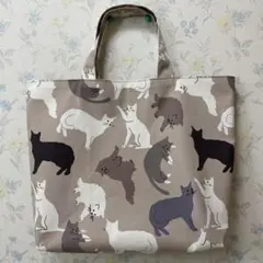 ハンドメイドトートバッグ　大きめエコバッグ　猫柄　カフェモカ