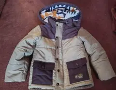 カーキ・ブラウン フード付きダウンコート