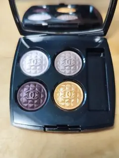 CHANEL レ キャトル オンブル カメリア アイシャドウ 387 - メルカリ