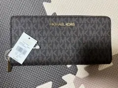 MICHAEL KORS JET SET TRAVEL 長財布