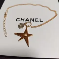 ☆CHANEL☆ホリデー☆コメット☆カメリア☆ノベルティチャーム☆チェーン付き☆
