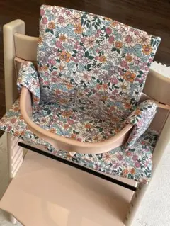 Stokke ストッケ トリップトラップ用シートクッション　花柄