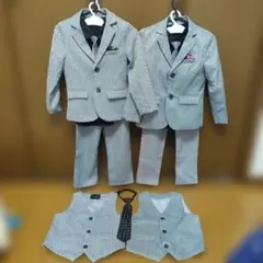 フォーマルスーツ2着セット ストライプ　グレー　双子　120