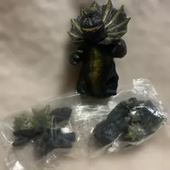 HGウルトラマン 襟巻き怪獣ジラース ガシャポン　18
