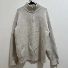 【UNIQLO 】アイボリー ハーフジップ　ハイネックセーター