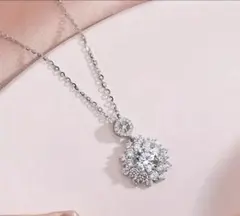 サージカルステンレス 人気✨シルバーフラワーデザイン ネックレス 大粒czダイヤ