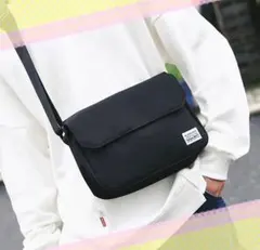 ⚪︎サコッシュバッグ　ショルダーバッグ メンズ　レディース　　肩掛け　斜めがけ