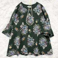 美品✨スーパーハッカ フィーユ 大きいサイズ カットソー 花柄 コットン 緑のサムネイル