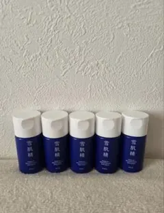 新品 kose 雪肌精 ブライトニングエマルジョン 14ml×5=70mlのサムネイル