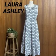 LAURA ASHLEY Vネック 総柄ロングワンピース