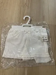 ユニクロ　ベビー　ホワイト ハーフパンツ 90サイズ　新品未使用