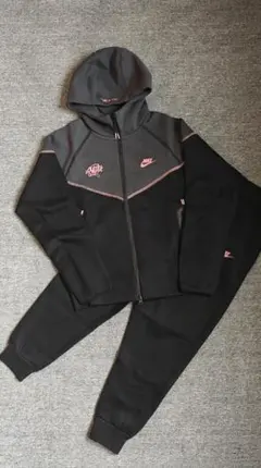 2025年最新】synaworld nikeの人気アイテム - メルカリ