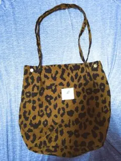 ★レオパード柄コーデュロイ地トートバッグ★