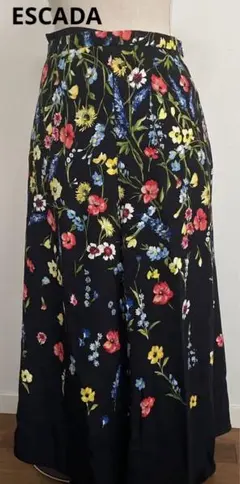 ESCADA花柄スカート/新品/34サイズ