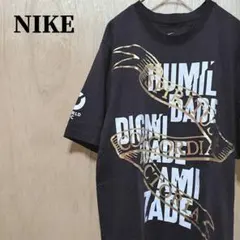 ４/25 NIKE ナイキ ダークブラウン Tシャツ ロゴ プリント