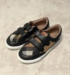 BURBERRY バーバリー　スニーカー　18cmのサムネイル