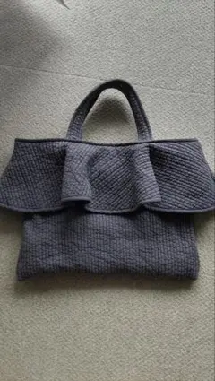 ヌビバッグ フリル トートバッグ グレー