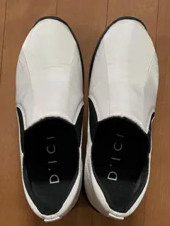 D'ici スリッポン