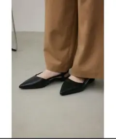 ローヒールパンプス　ブラック　AZUL by moussy