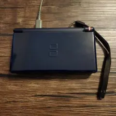 【中古】ニンテンドーDS Lite ネイビー 本体＋アダプター