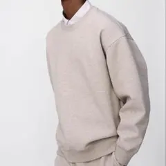UNIQLO オーバーサイズスウェットシャツのサムネイル