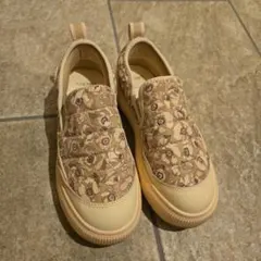 PUMA LIBERTY スウェードマユ　厚底　花柄　スリッポン