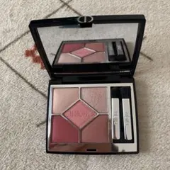 Dior サンク クルール　823 ローザ　ムタビリス