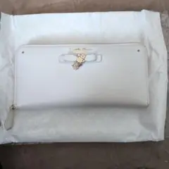 Item thumbnail for item c16656a7-0cb7-4a9d-917b-c1a33fbe4352