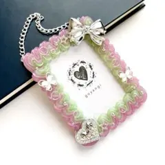 【1266】デコ トレカケース キーホルダー B8 緑 ピンク