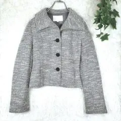 ナチュラルビューティーベーシック　ツイードジャケット　ショート丈　三つボタン　毛