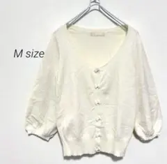 【美品】レッセ・パッセ リボンデザイン Vネック薄手カーディガン M アイボリーのサムネイル