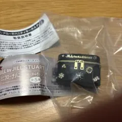 Jill by Jillstuart ミニブローチバニティキーホルダー2