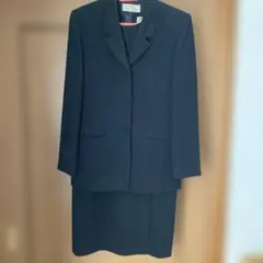 HIROMI YOSHIDA ブラックスカートスーツ 11