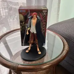 ワンピース シャンクス フィギュア