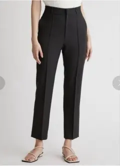 Mila Owen ミラオーウェン　コインポケット付きテーパードパンツ　サイズ0