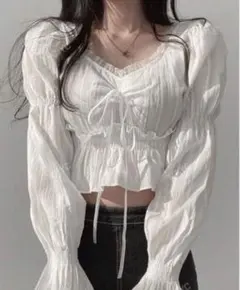 SHEIN クロップド 韓国 フレアスリーブ シズニルック 長袖 ブラウス 白