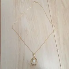 ドロップネックレス