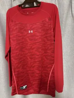 UNDER ARMOUR アンダーアーマー 長袖シャツ赤　迷彩柄　LG 未使用