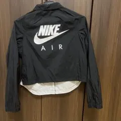 Nike AIR ブラックジャケット　150 秋物アウター　ナイキ【再値下げ】